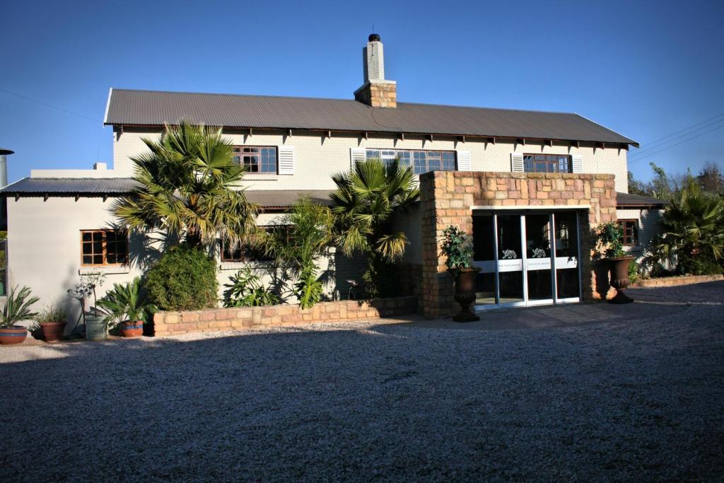 The Highlander Hotel Dullstroom Exterior foto